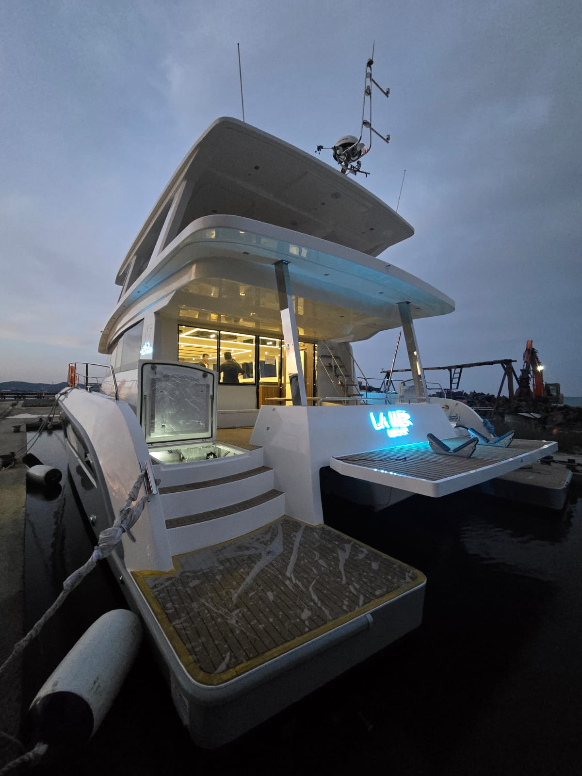 La Mer Yacht